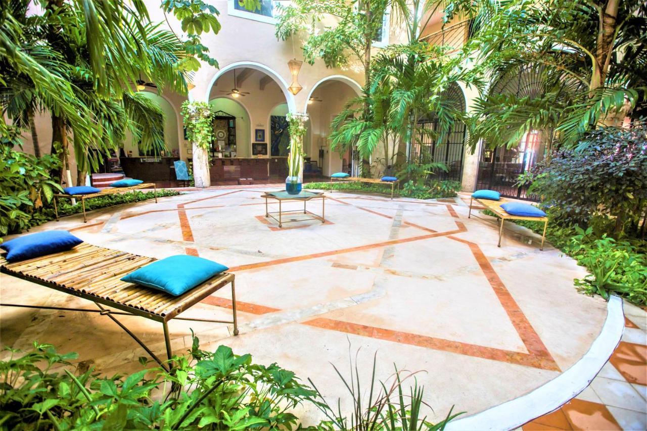 Holiday Inn Express Merida Centro By Ihg Exterior photo