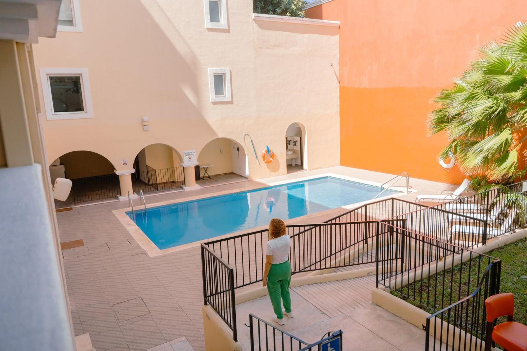 Holiday Inn Express Merida Centro By Ihg Exterior photo