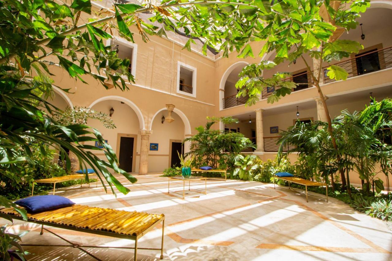 Holiday Inn Express Merida Centro By Ihg Exterior photo